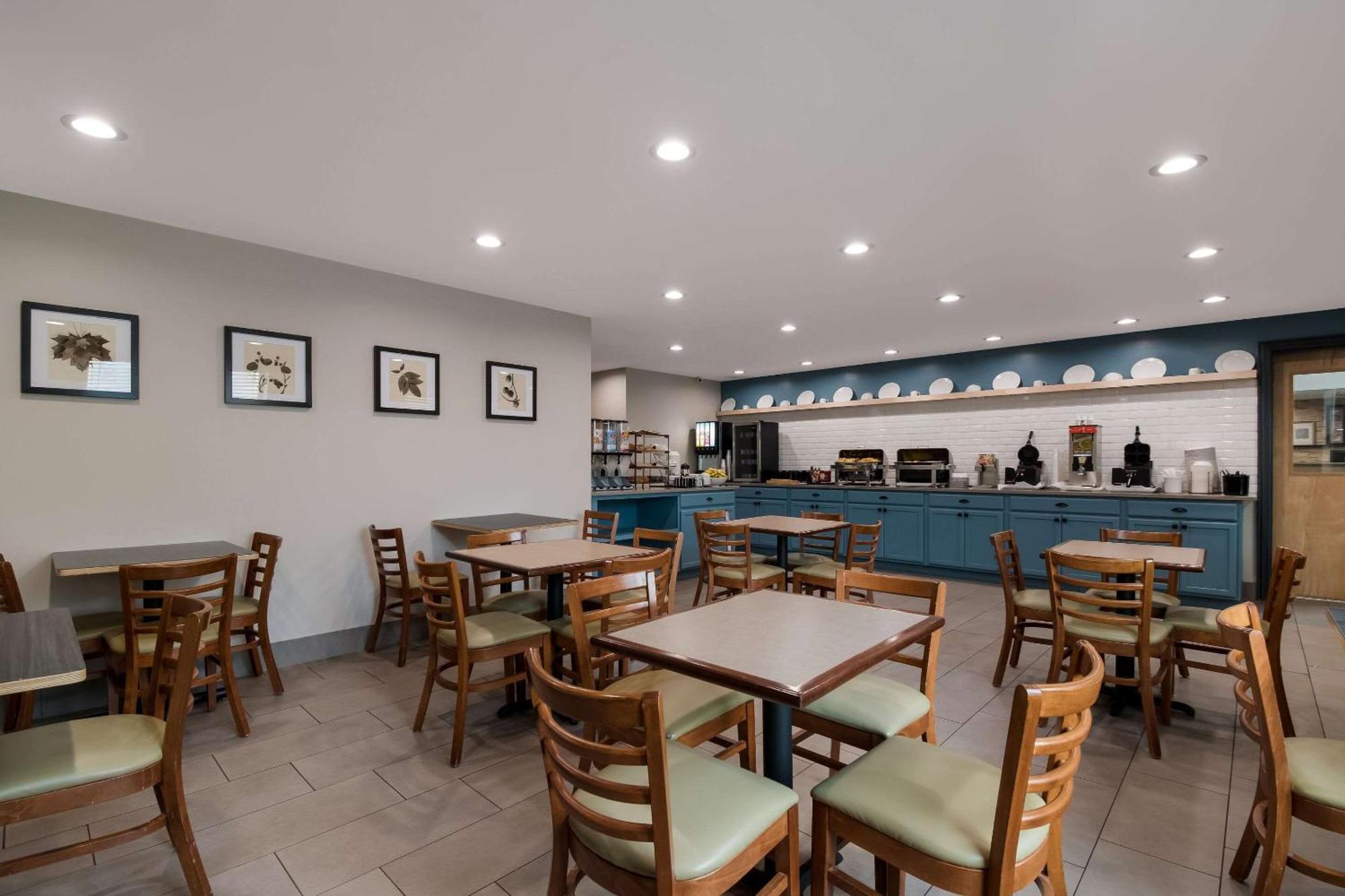 Inn Country & By Radisson, Northeast - Hershey 3*