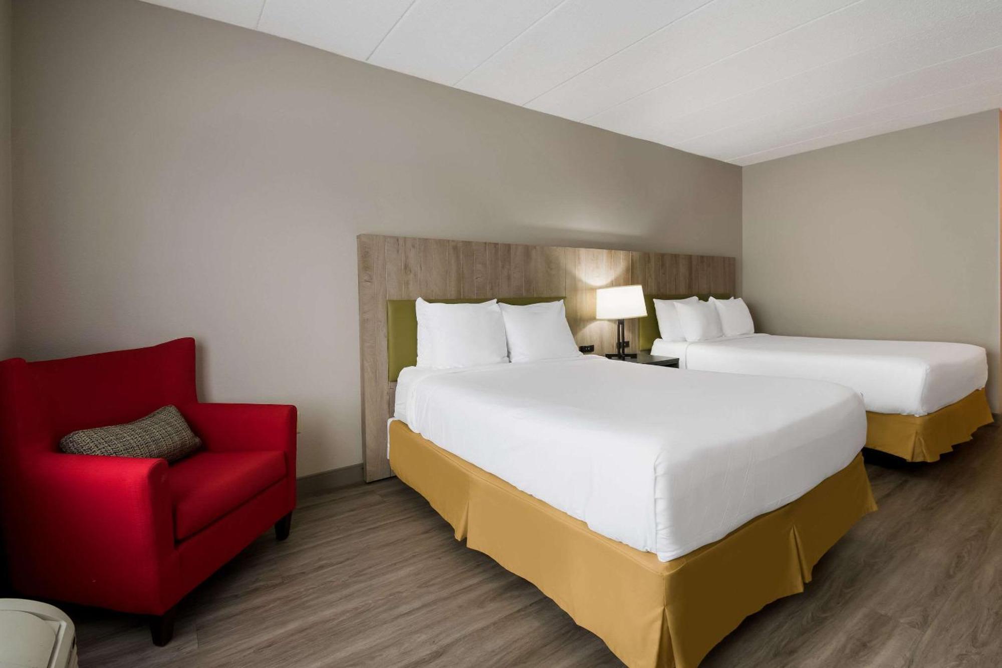 Country & By Radisson, Northeast - Hershey Inn Harrisburg